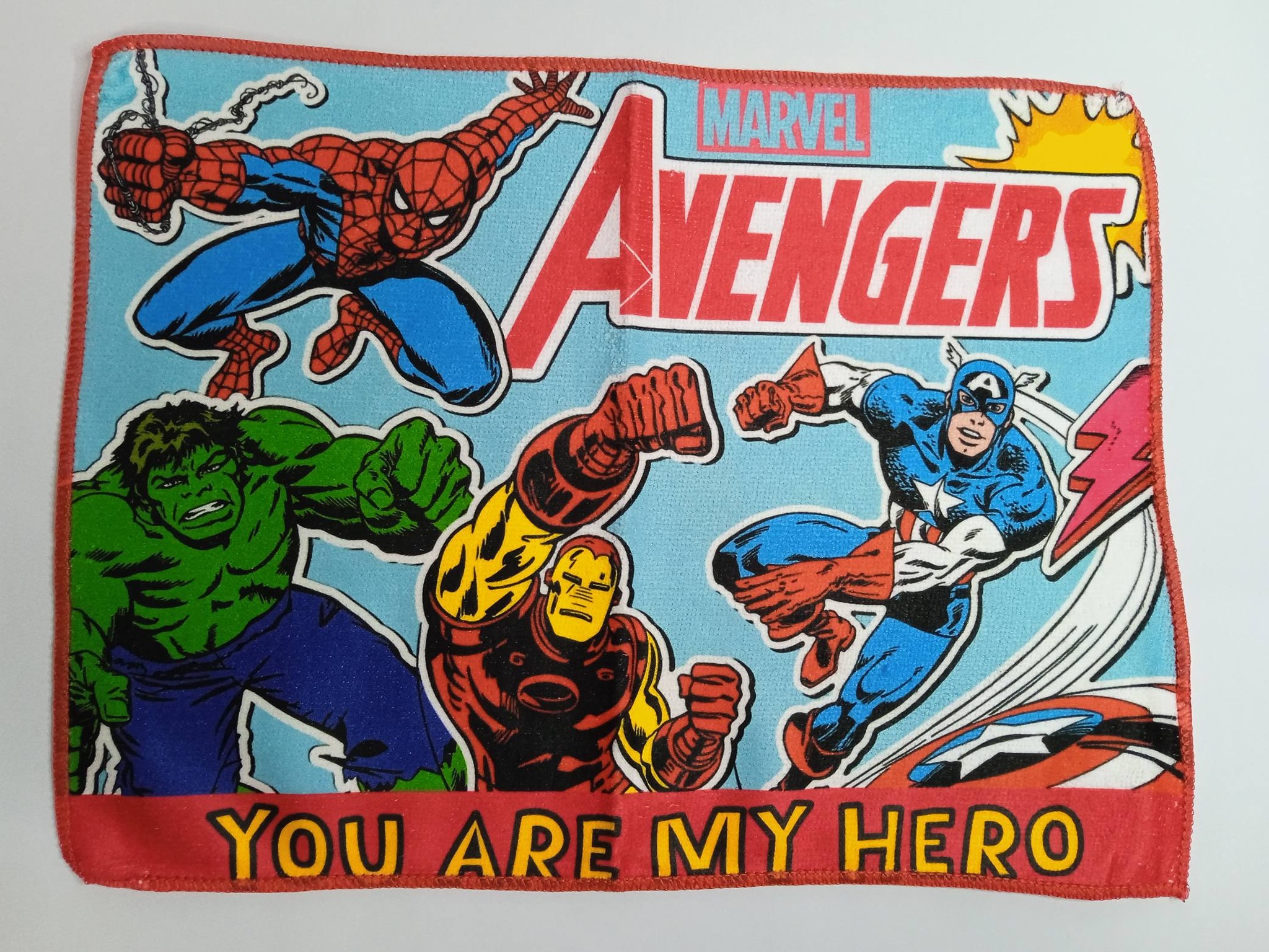 toallita manos/cara vengadores/avengers